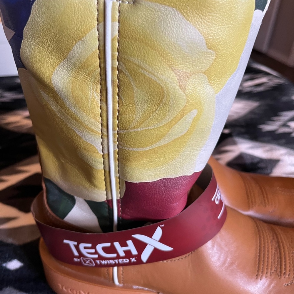 Twisted X White and Brown Cowboy Boots